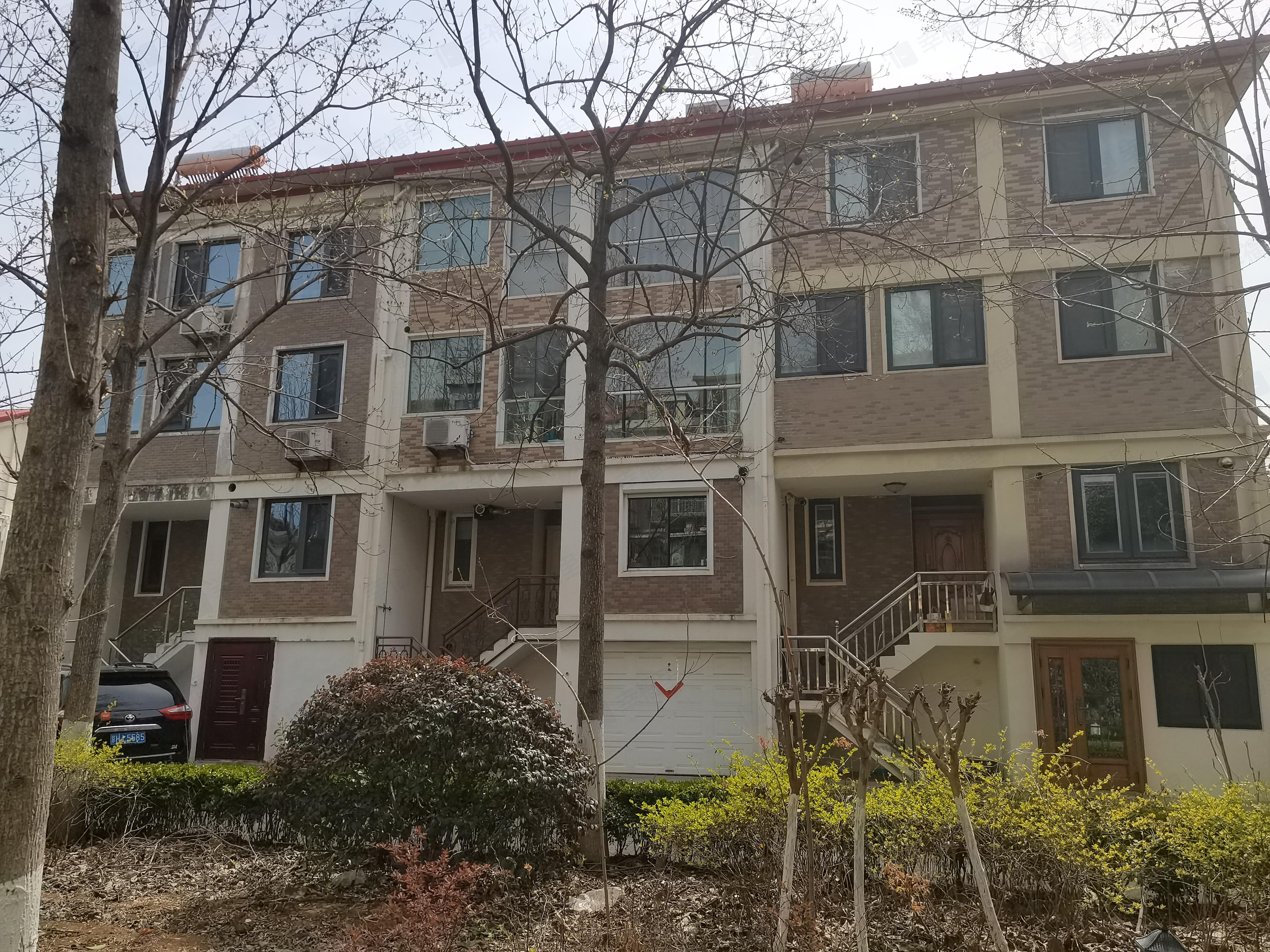 半山别墅小区效果图