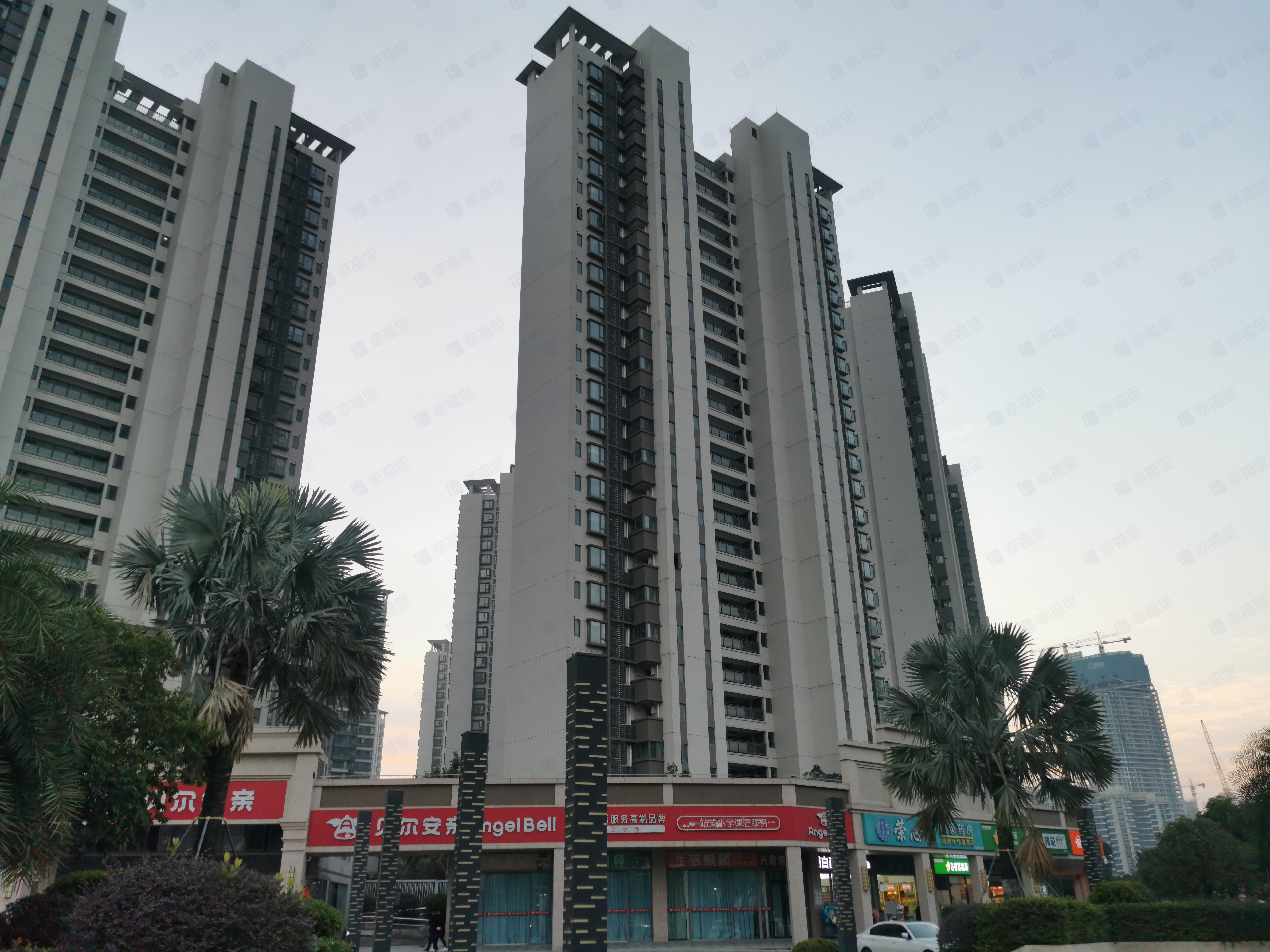 中海左岸岚庭小区效果图