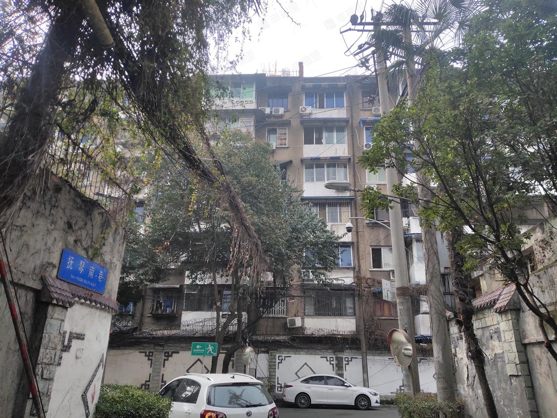 成都金牛-通惠门/2000年建抚琴东南路10号院