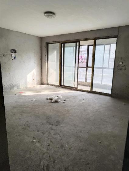 北京新汉城(南区)5室2厅323平高楼层/共5层