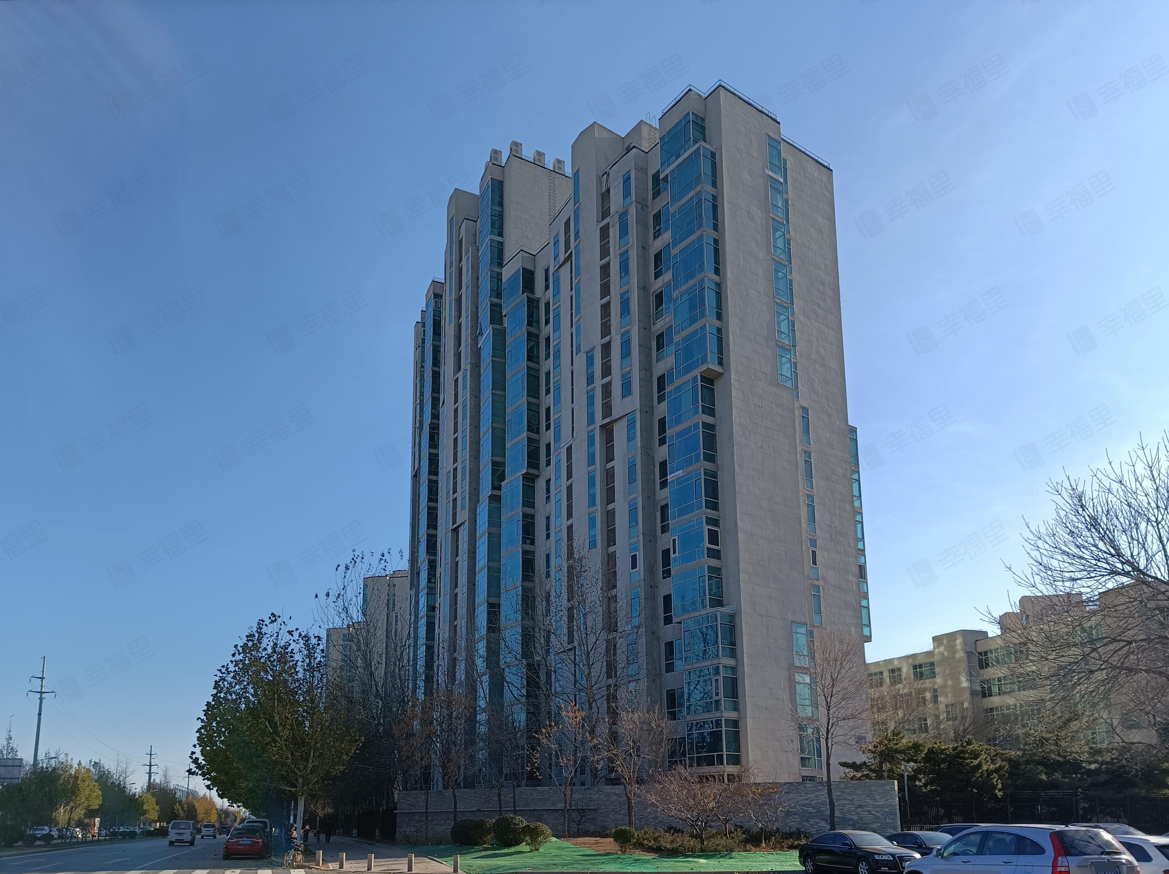 天际万象高尔夫花园小区效果图