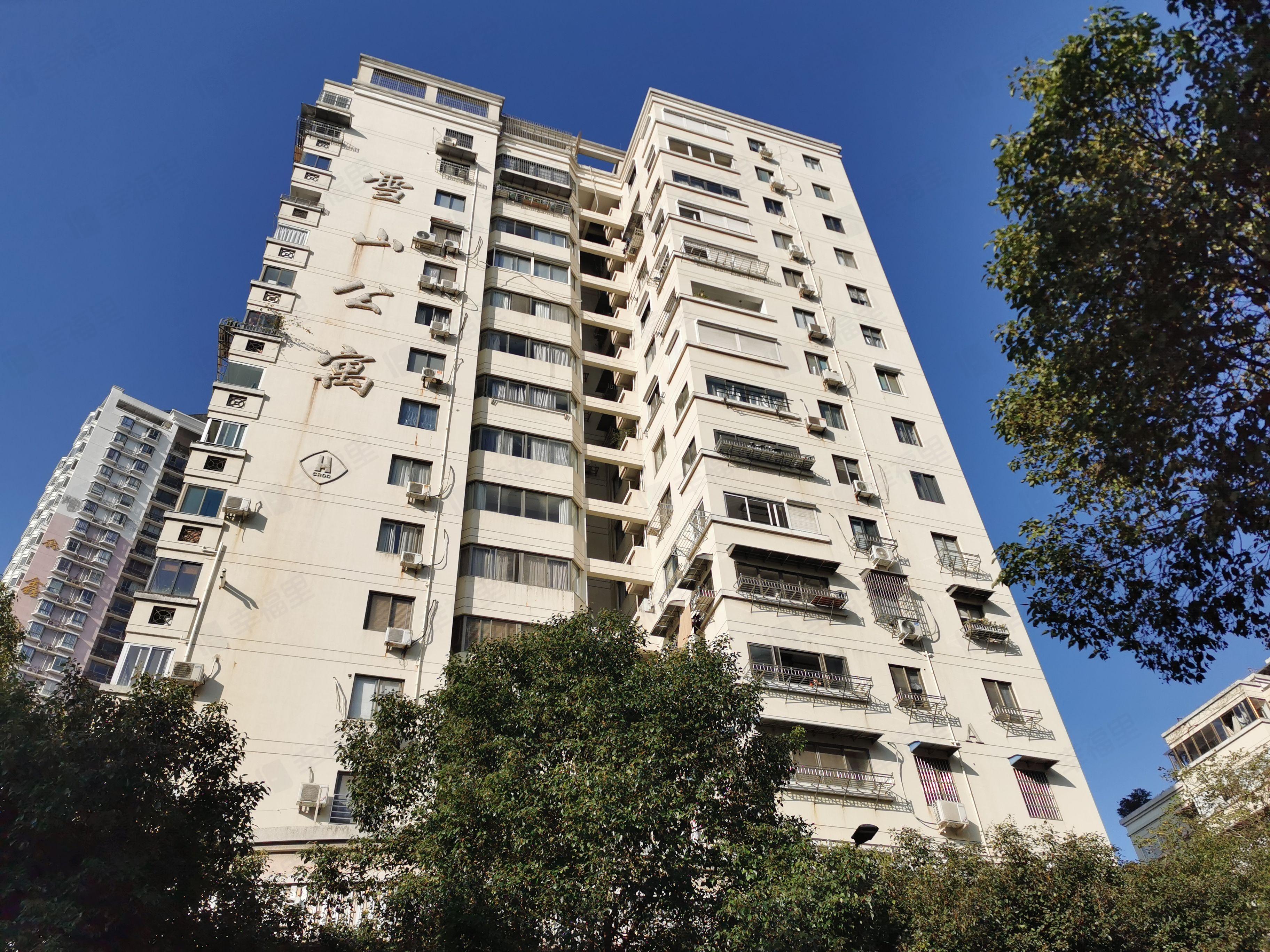 雪山公寓小区效果图