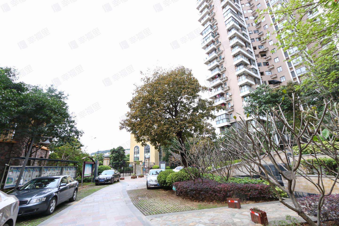 旭辉左海岸小区效果图