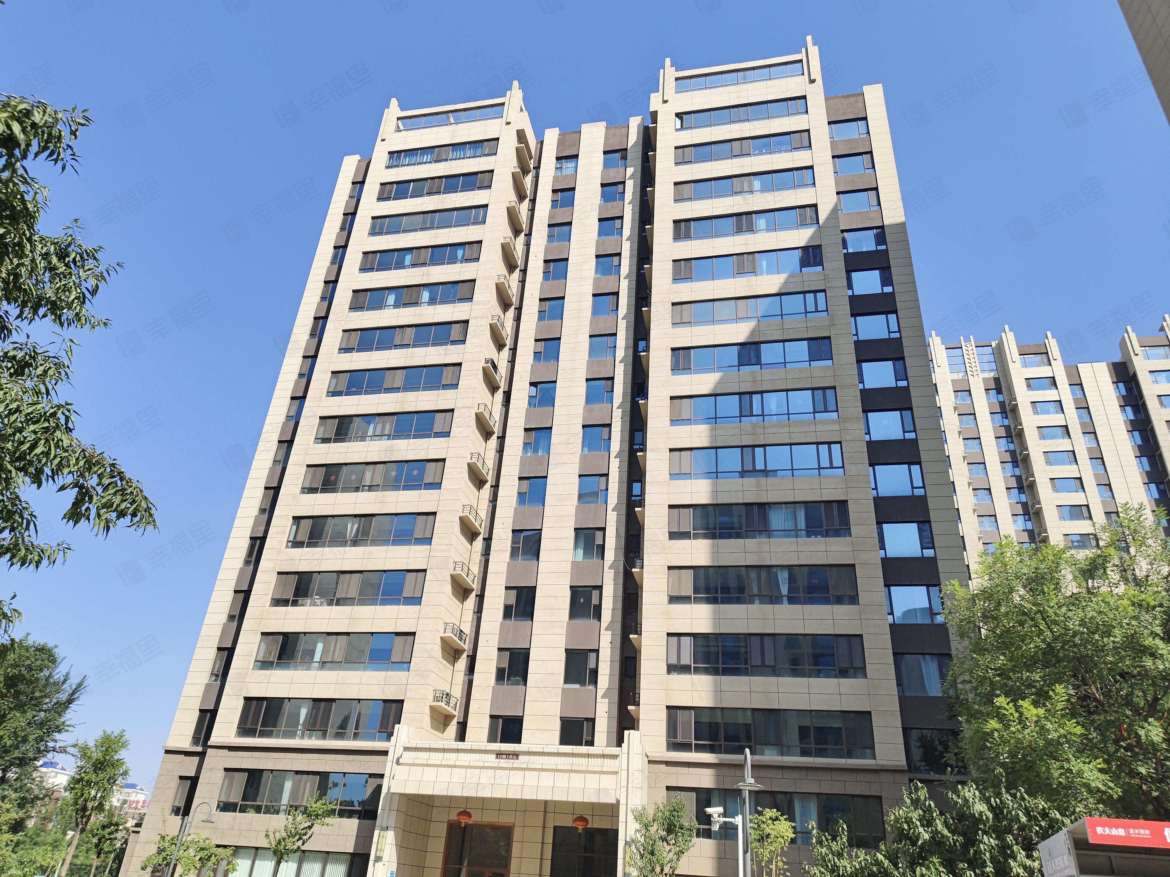 碧桂园天誉名邸小区效果图