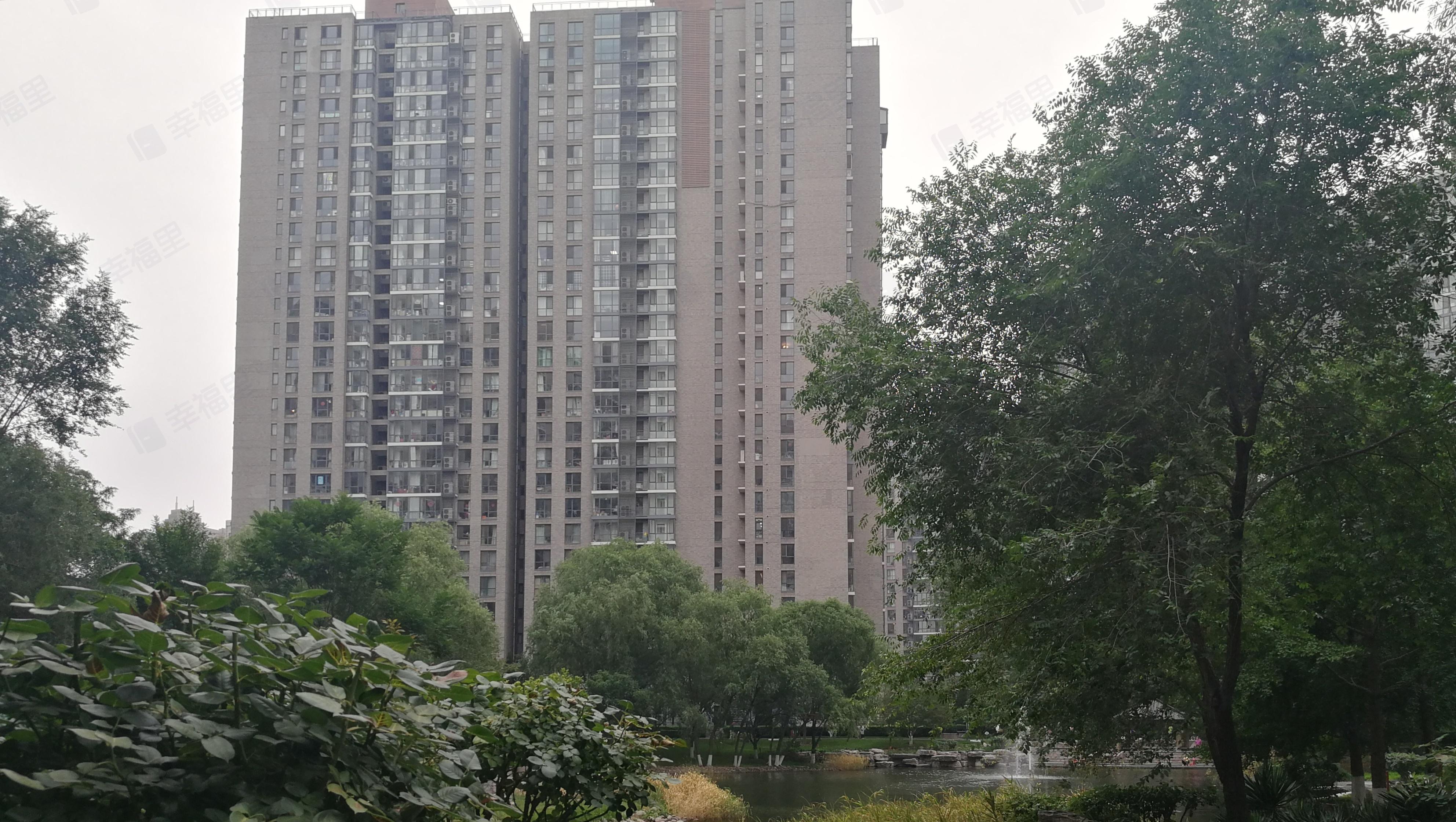 国兴观湖国际小区效果图