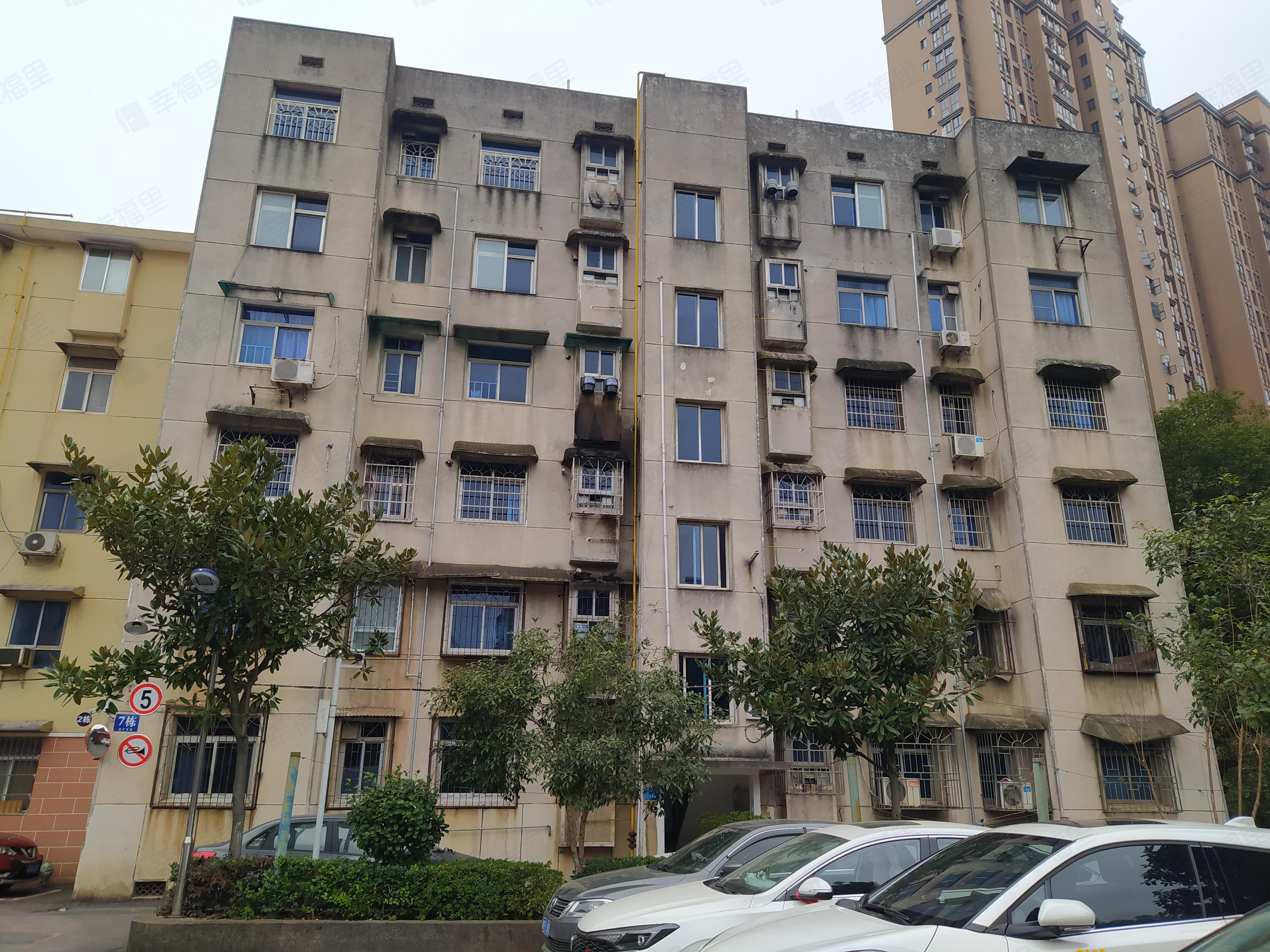 地矿医院宿舍楼小区效果图