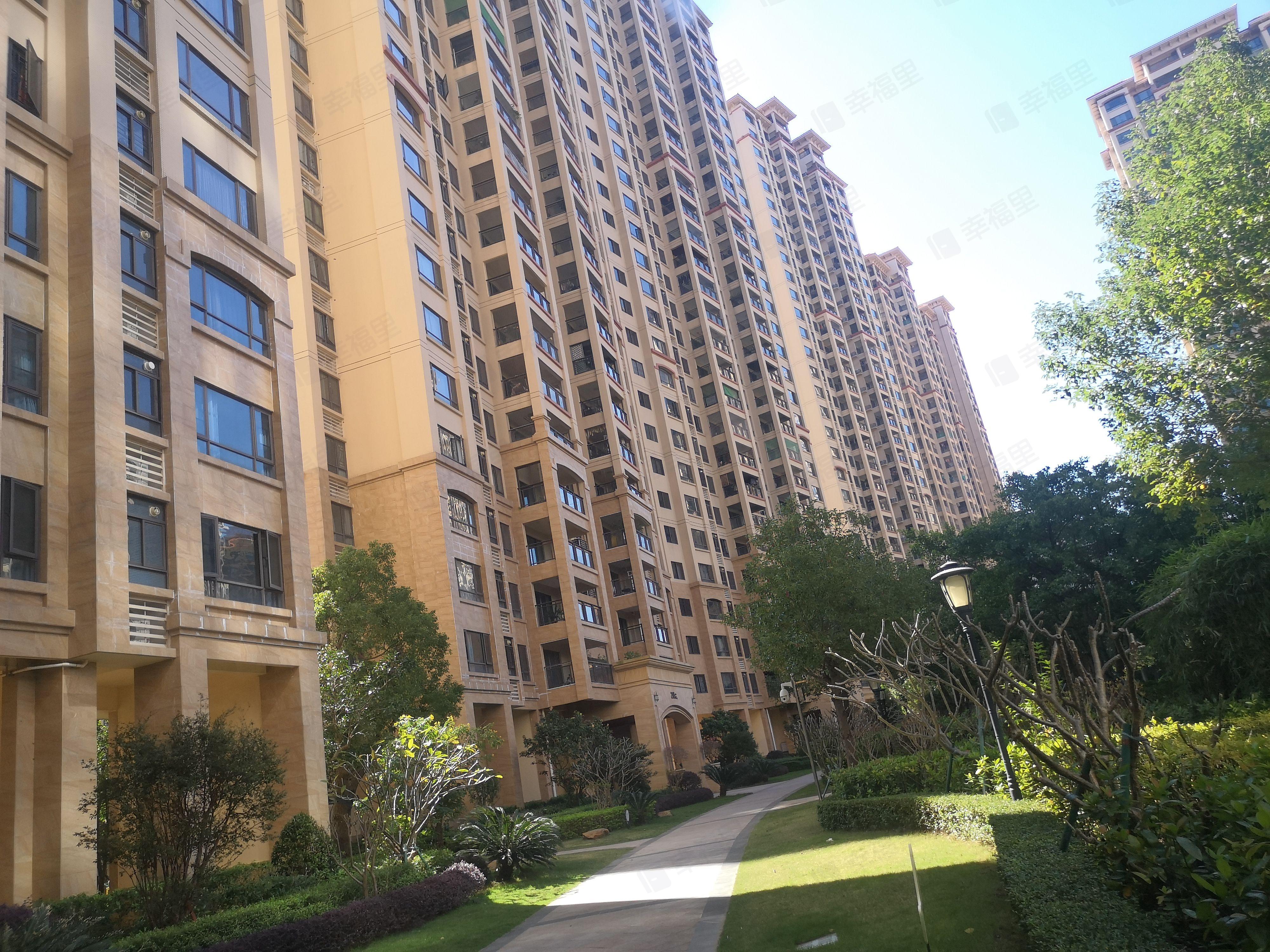 南国豪苑(三期)小区效果图