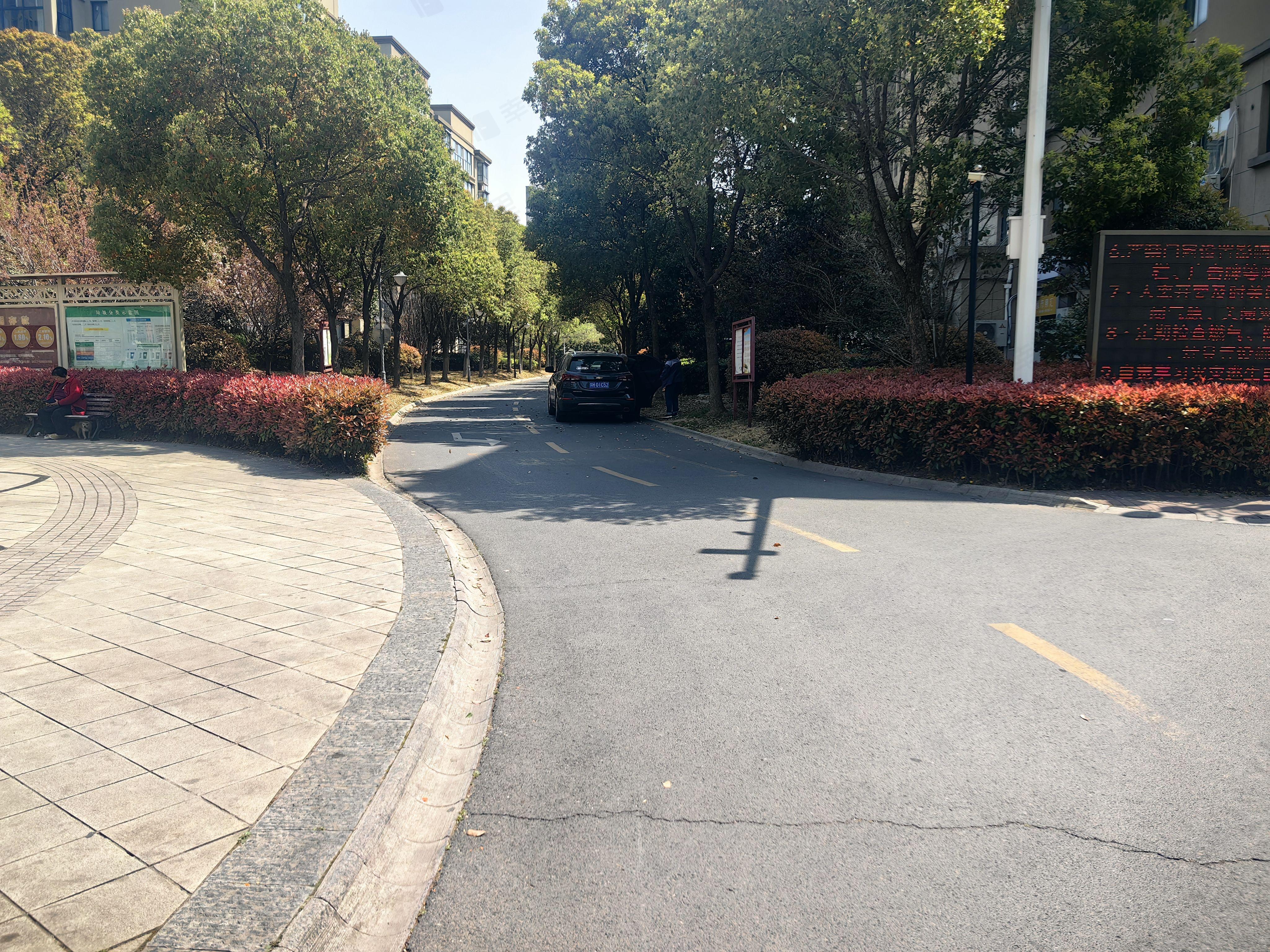 郁金蓝湾(别墅)小区效果图