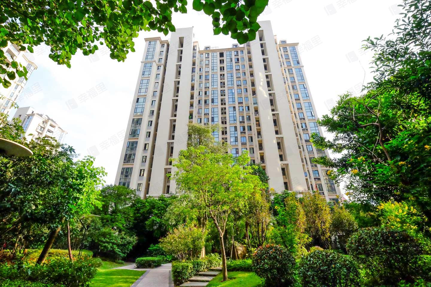 融信第一城4期宽域小区效果图