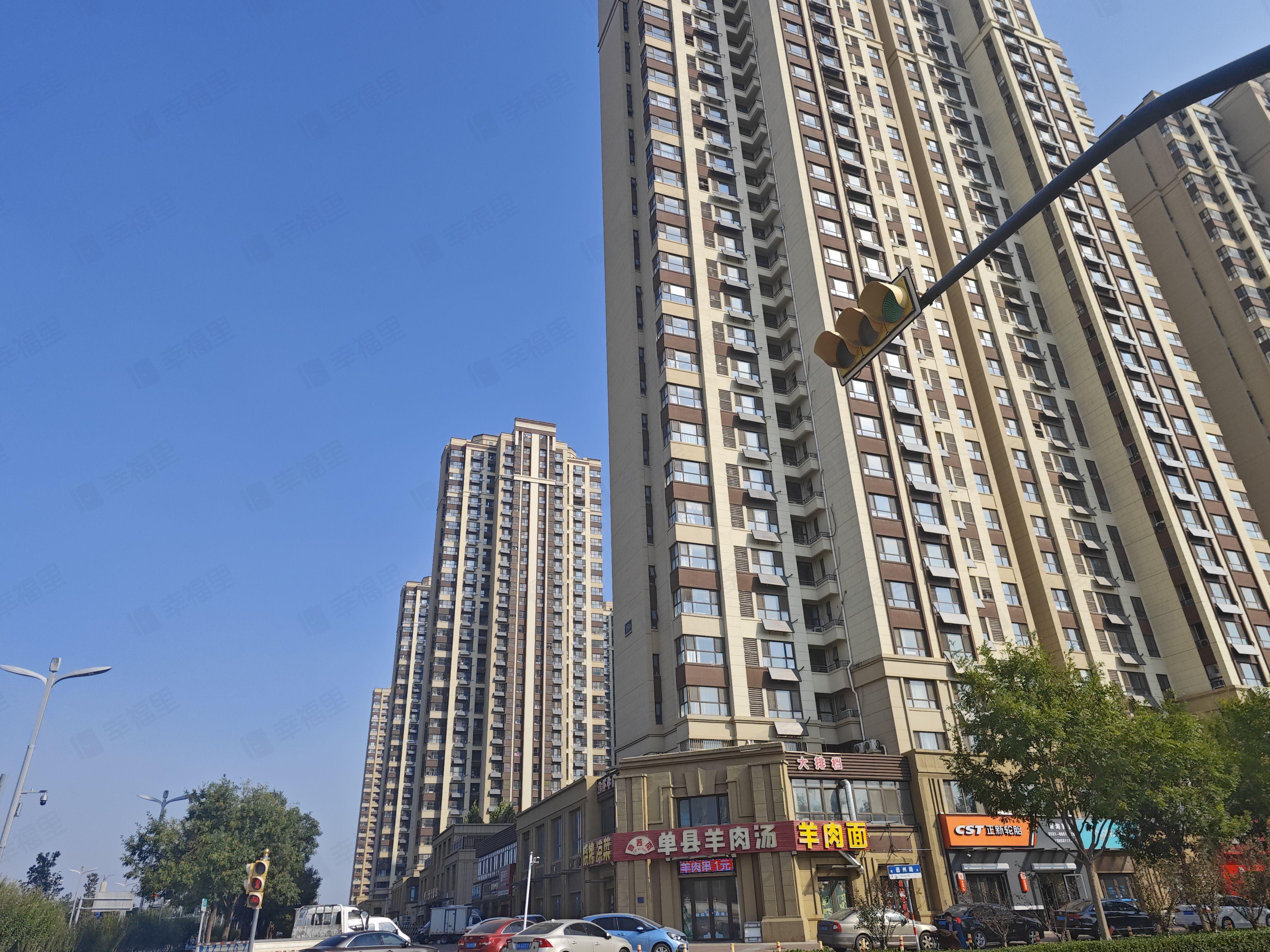绿地新里香榭丽公馆小区效果图