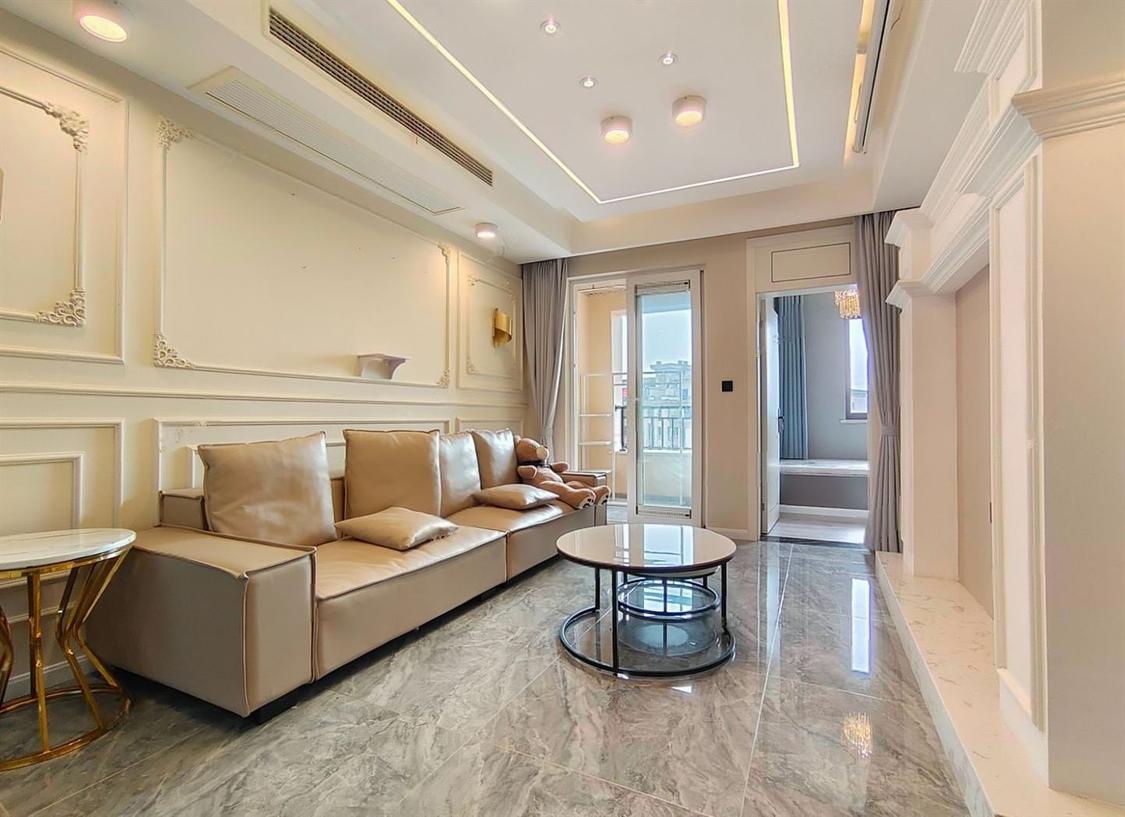 整租·融创凡尔赛(领馆四期)