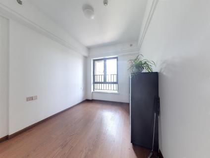 顺德乐从整租 泰禾佛山院子4室2厅/143平/低楼层