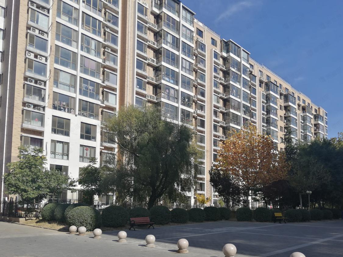 北京平谷-平谷县城/2010年建紫贵庄园