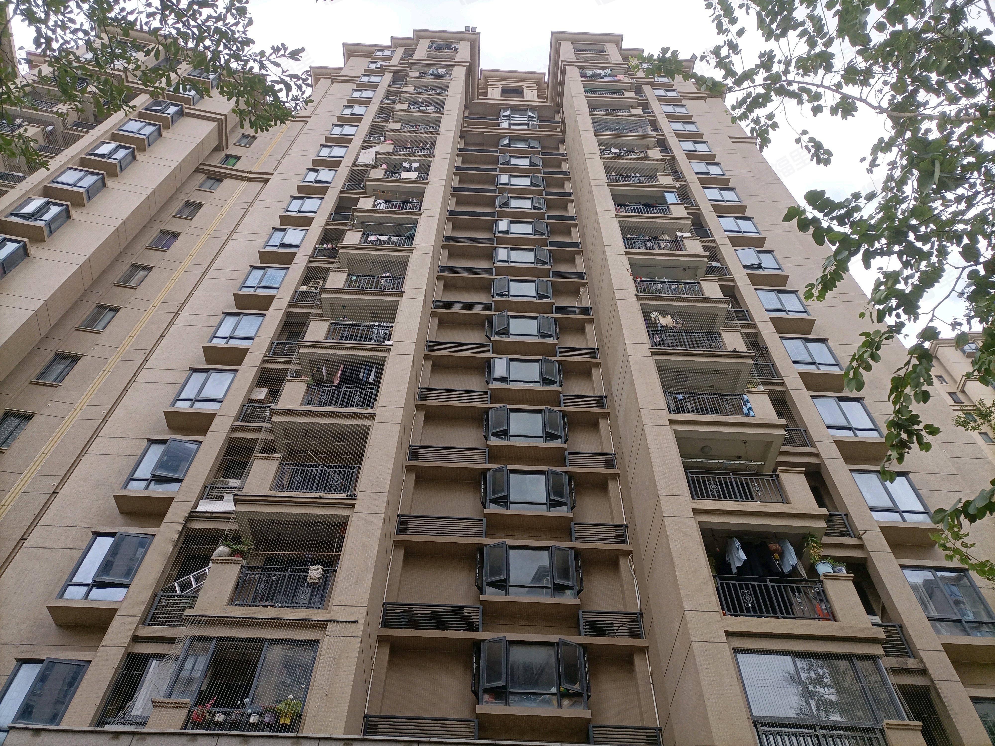 中骏蓝湾尚都小区效果图