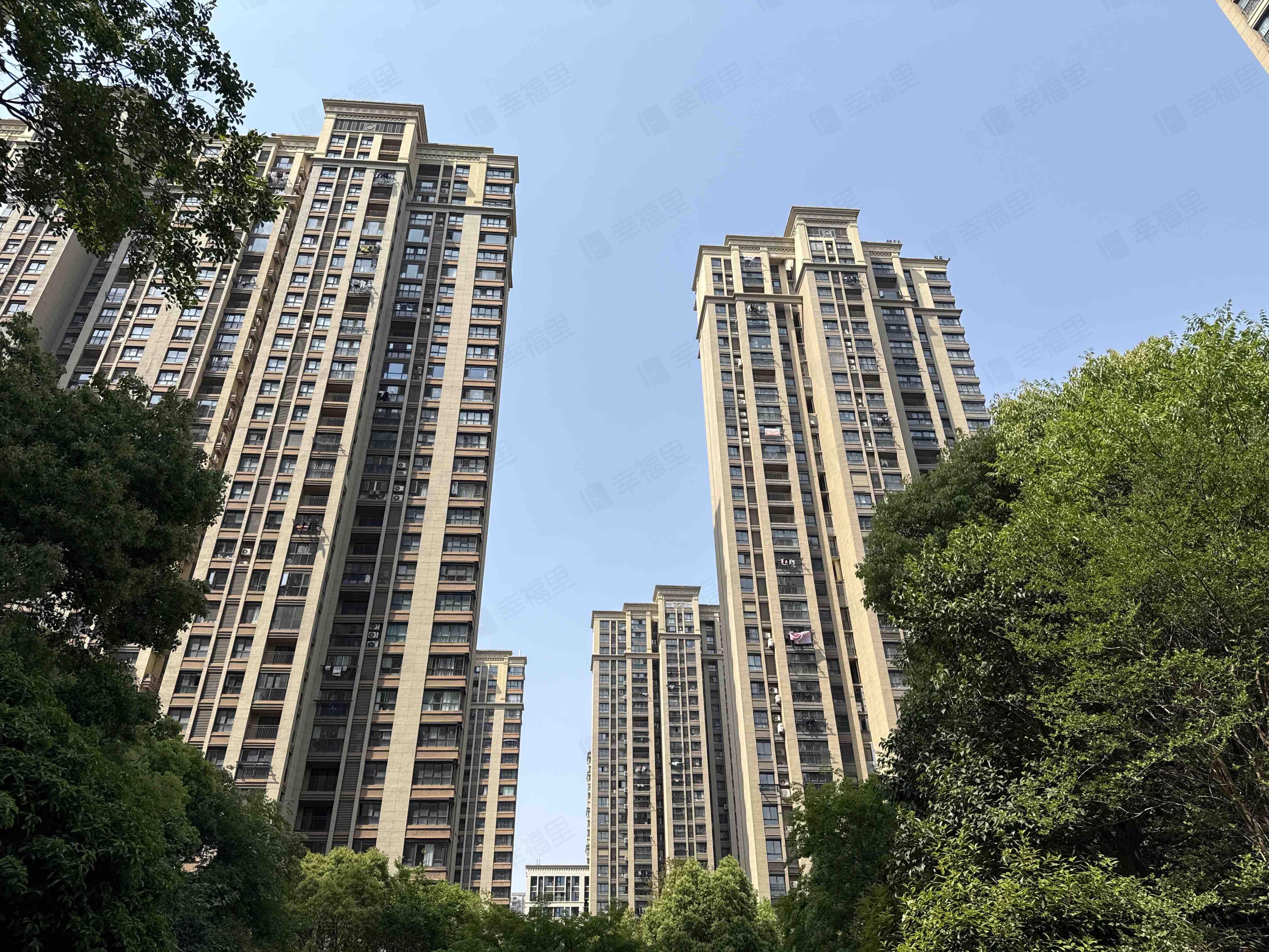 绿地世纪城小区效果图