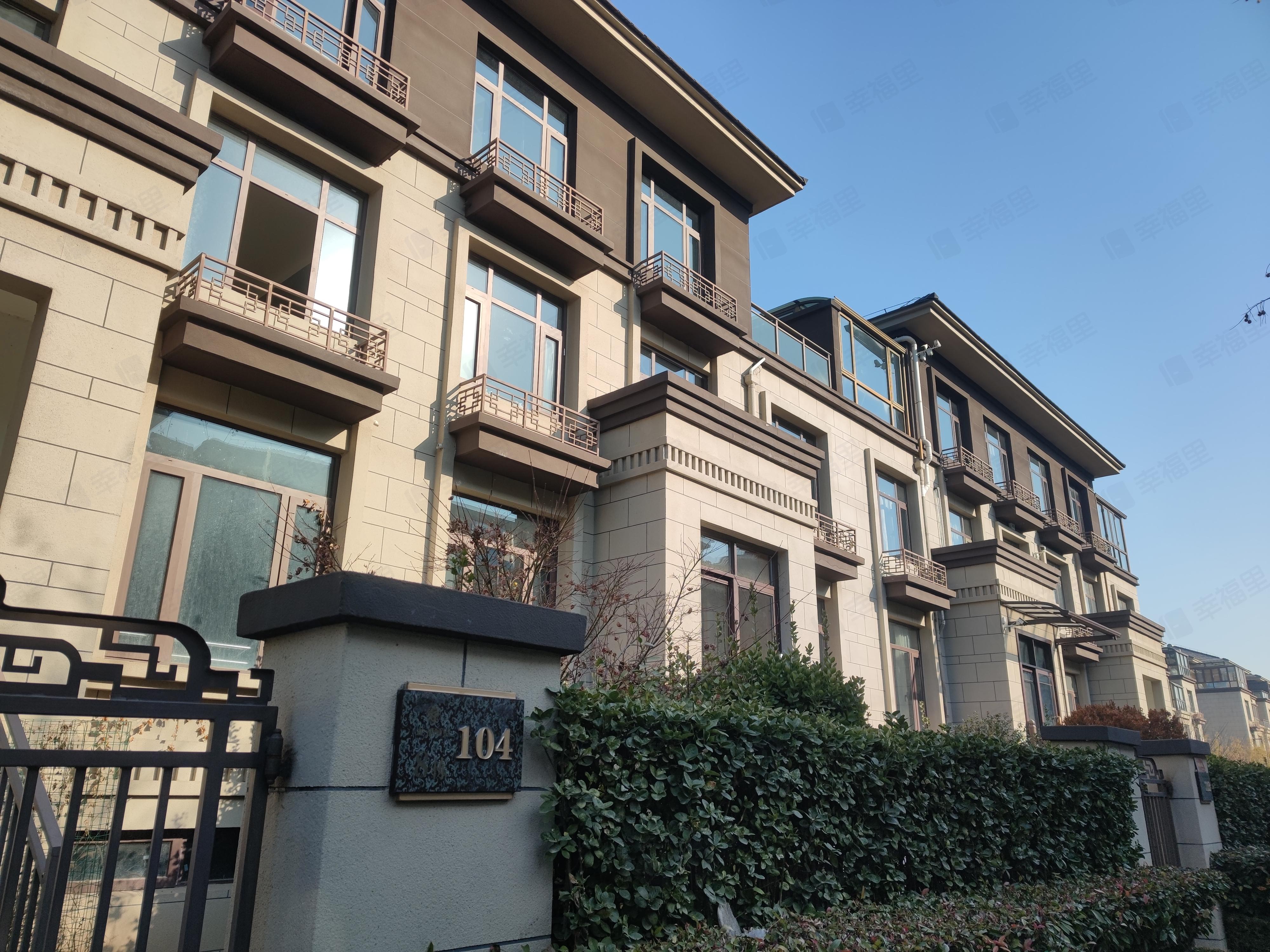 中凯龙湖领墅小区效果图