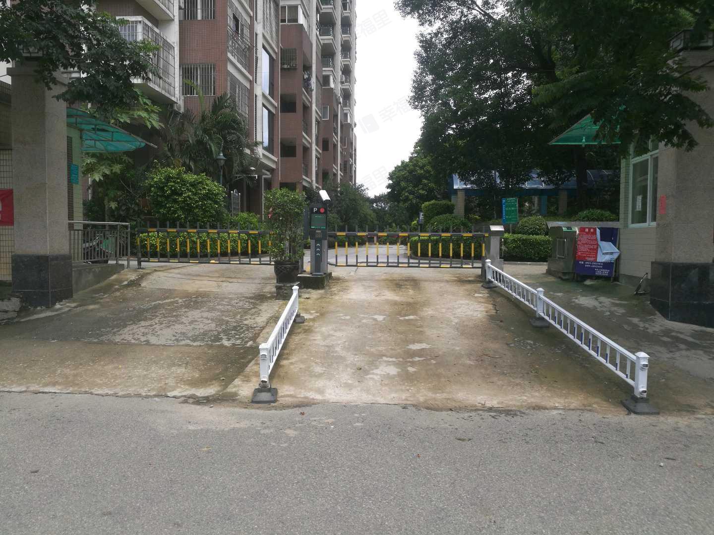 碧水琴湾(一期)小区效果图