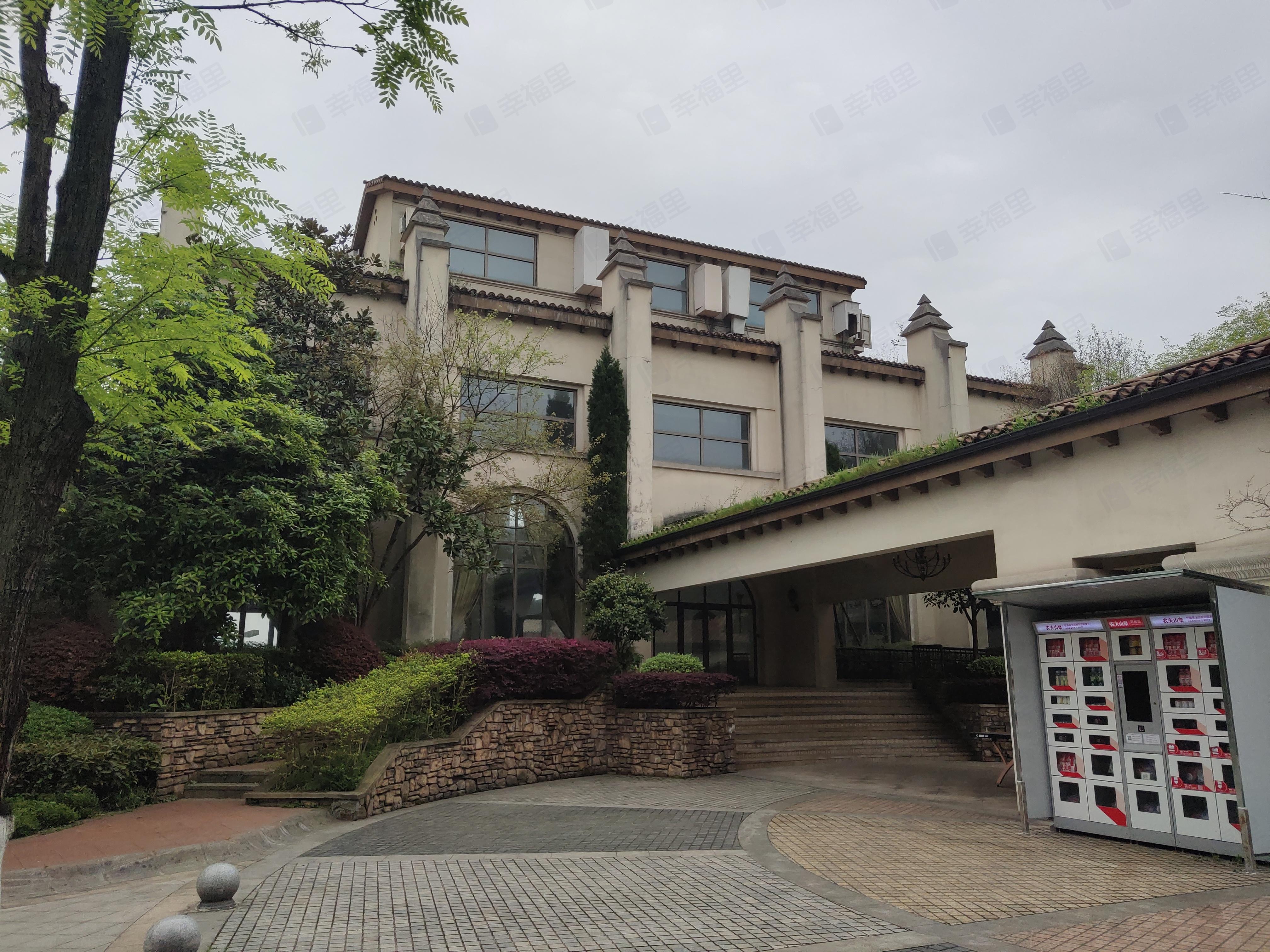 坡岭顿小镇小区效果图