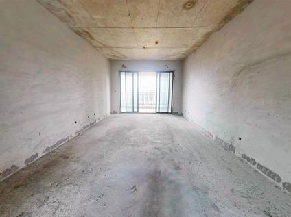 海口富力首府(北区)3室2厅179.78平中楼层/共33层