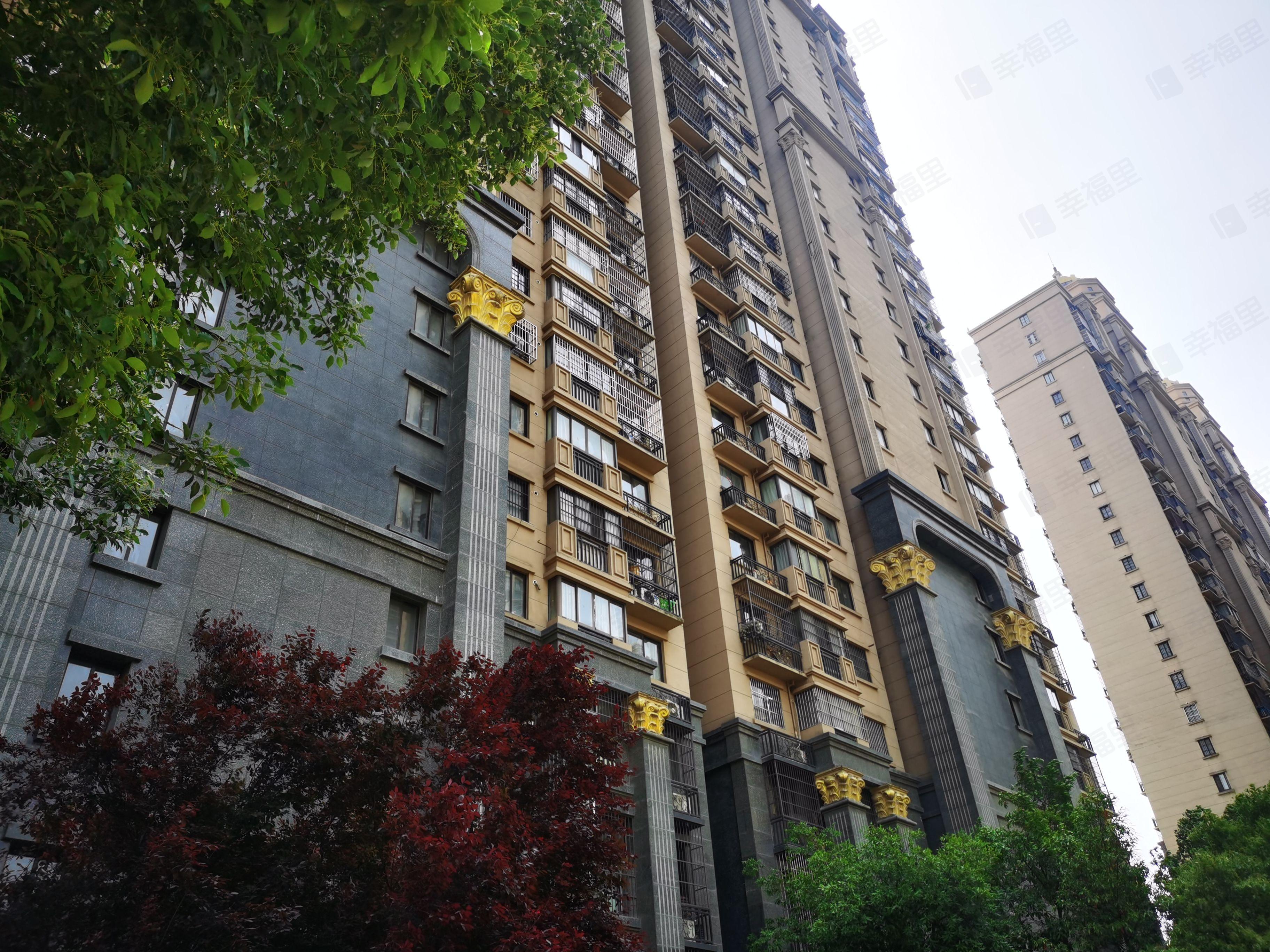 恒盛皇家花园小区效果图