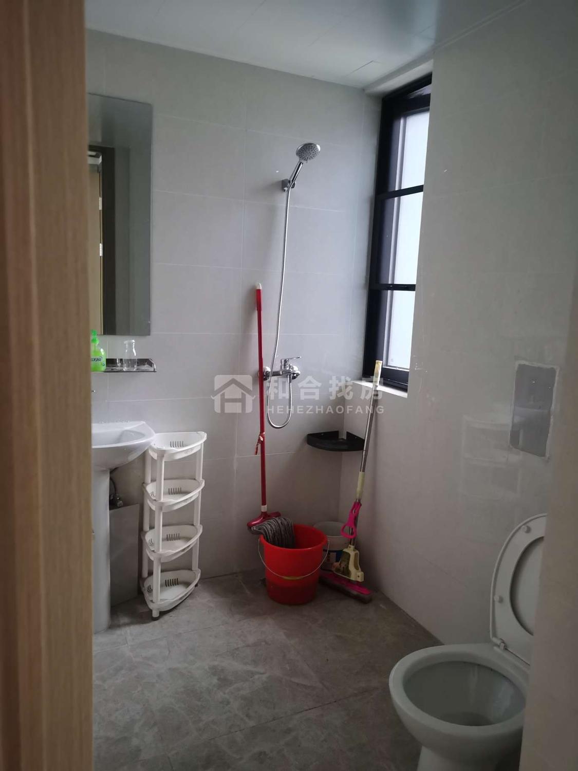 整租·保利凤栖云城